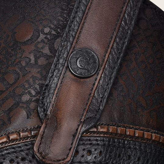 Bota fine western en piel genuina de mantarraya para caballero.
