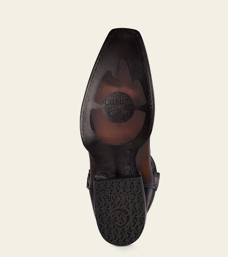 Bota fine western en piel genuina de mantarraya para caballero.