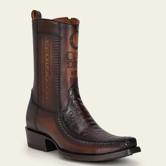 Bota casual en piel genuina de pata de avestruz para caballero.