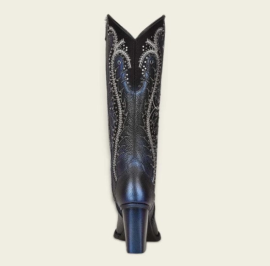 Bota tradicional en piel genuina para dama.