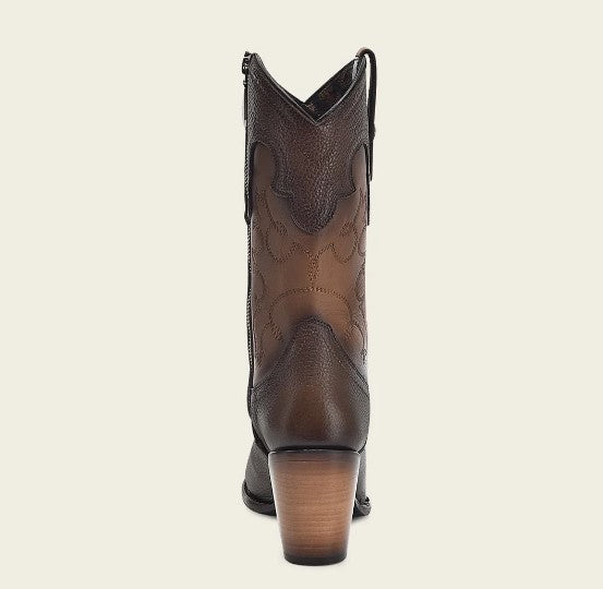 Bota tradicional en piel genuina para dama.