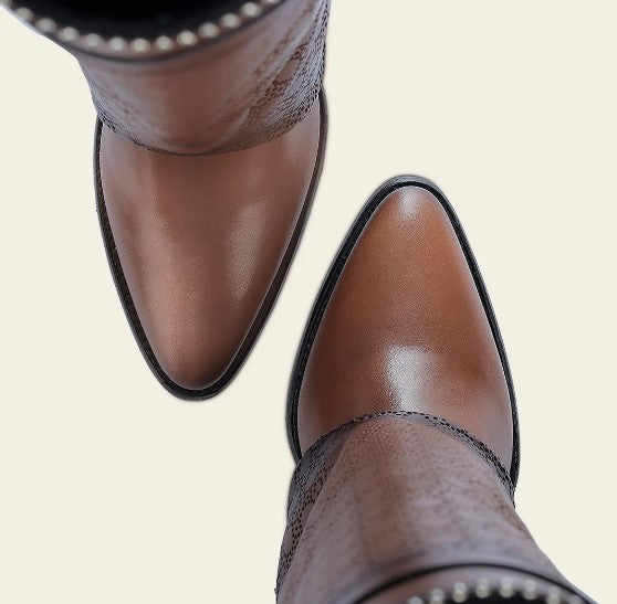 Bota casual en piel genuina para dama.