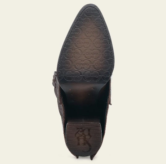 Bota casual en piel genuina para dama.