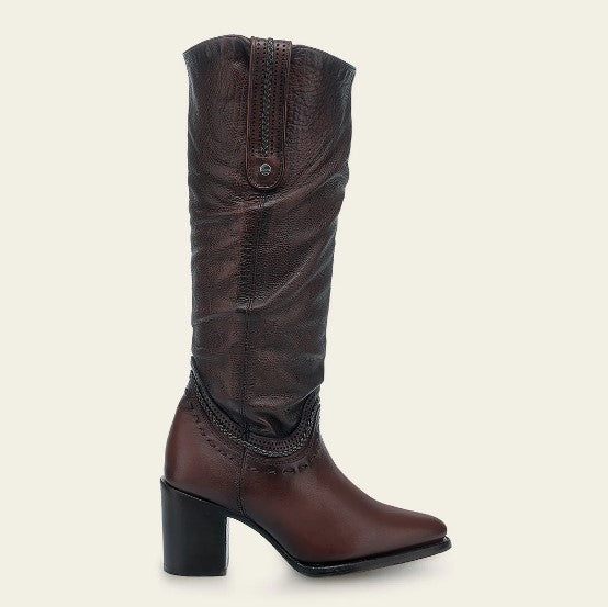 Bota tradicional en piel genuina para dama.
