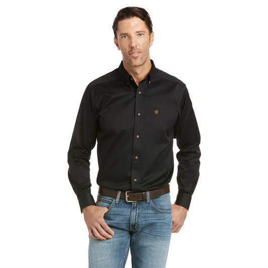 Camisa Ariat Solid Twill Negro.