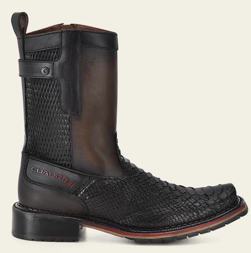 Bota urbana en piel genuina de pitón para caballero.
