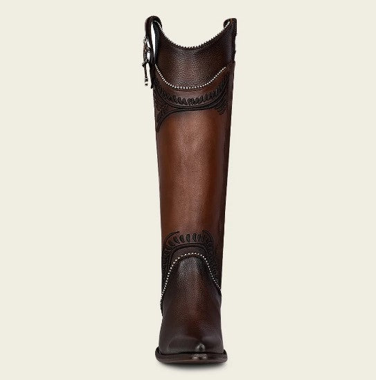 Bota tradicional en piel genuina para dama.
