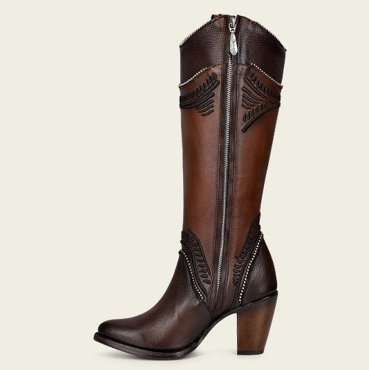 Bota tradicional en piel genuina para dama.