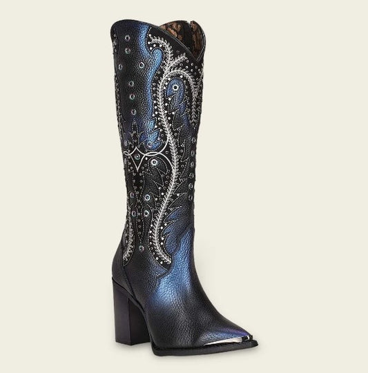Bota tradicional en piel genuina para dama.